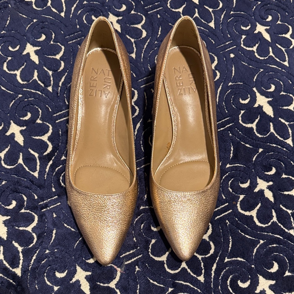 Naturalizer Women's Rose Gold Pumps